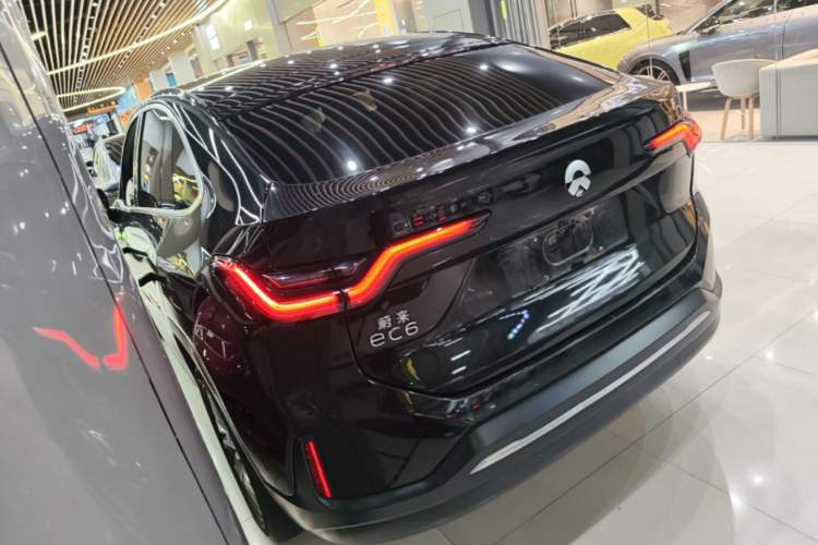 Used Nio EC6 2020 465 km Sport Edition Rear Left 45 Deg