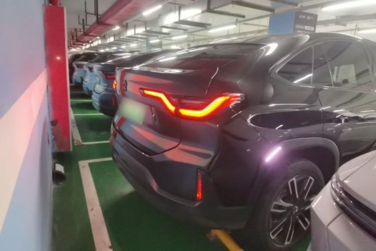 Used Nio EC6 2020 465 km Sport Edition Rear Right 45 Deg