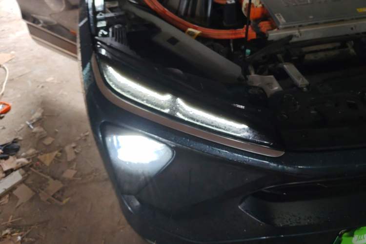 Used Nio EC6 2020 430 km Sport Version Right Front Headlight