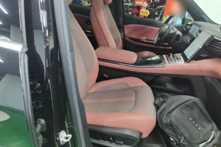 Used Nio EC6 2020 605 km Sport Edition Right Front Seat