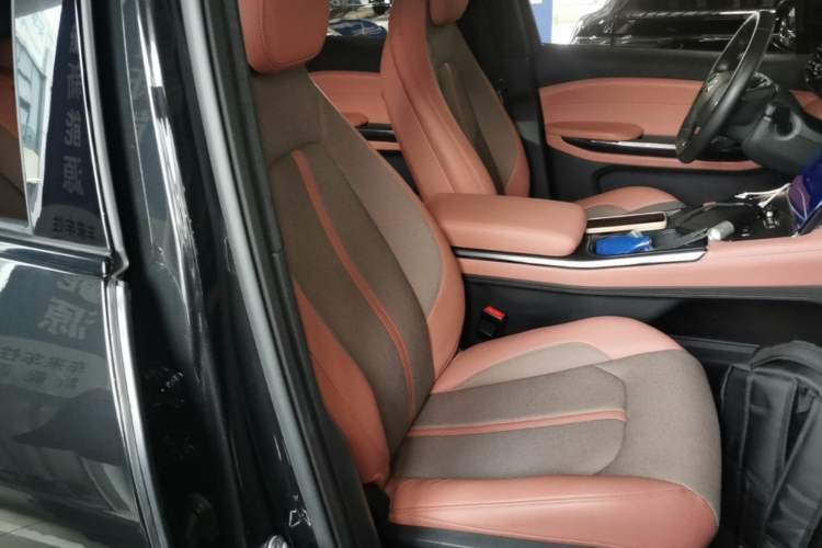 Used Nio EC6 2020 605 km Sport Edition Right Front Seat
