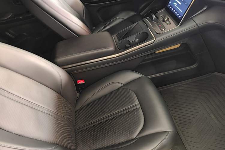 Used Nio EC6 2020 440 km Performance Version Right Front Seat