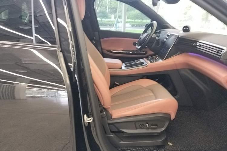 Used Nio EC6 2020 465 km Sport Edition Right Front Seat