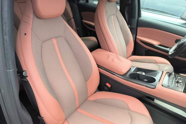 Used Nio EC6 2020 430 km Sport Version Right Front Seat