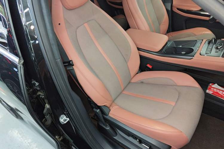 Used Nio EC6 2020 430 km Sport Version Right Front Seat
