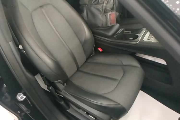 Used Nio EC6 2020 605 km Sport Edition Right Front Seat