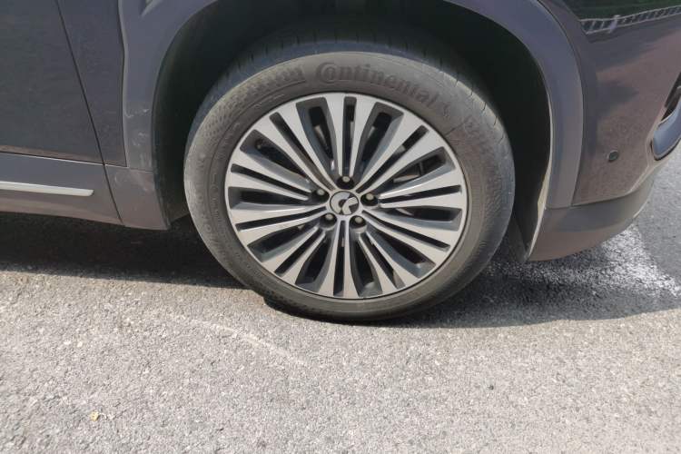 Used Nio EC6 2020 440KM Signature Edition Right Front Wheel Hub
