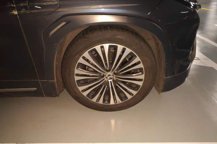 Used Nio EC6 2020 440KM Signature Edition Right Front Wheel Hub