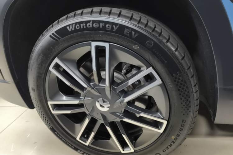 Used Nio EC6 2020 430 km Sport Version Right Rear Wheel Hub