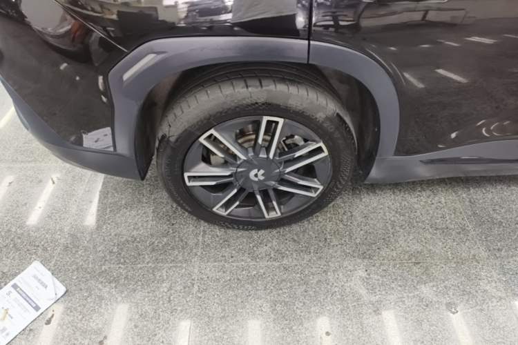 Used Nio EC6 2020 430 km Sport Version Right Rear Wheel Hub