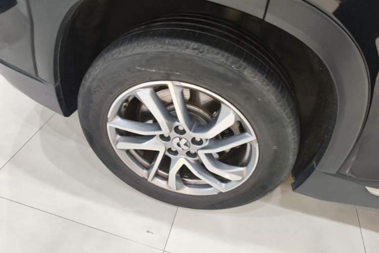 Used Nio EC6 2020 465 km Sport Edition Right Rear Wheel Hub