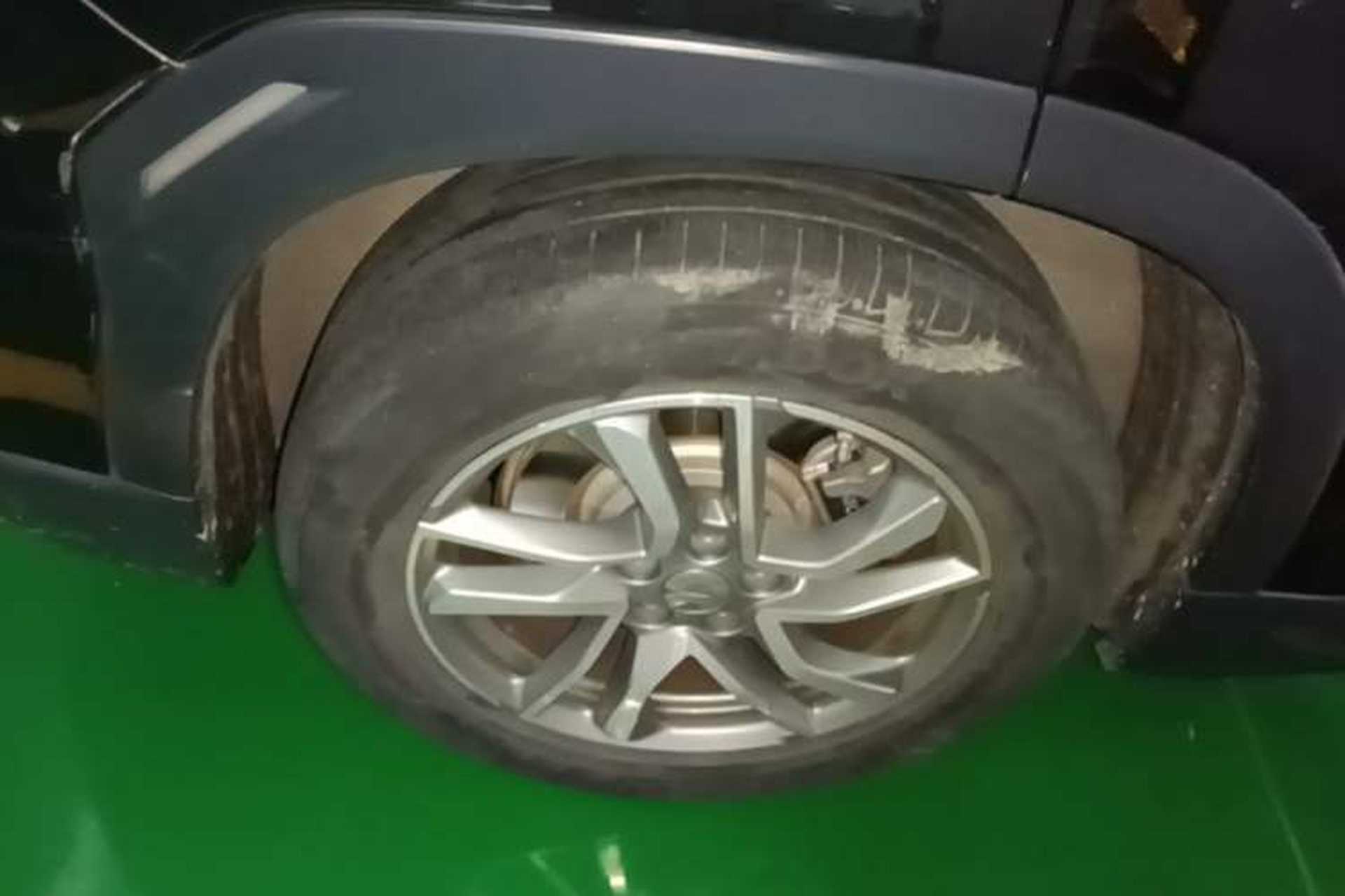 Used Nio EC6 2020 440 km Performance Version Right Rear Wheel Hub