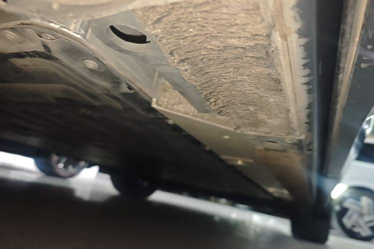 Used Nio EC6 2020 605 km Sport Edition Right Side Sill