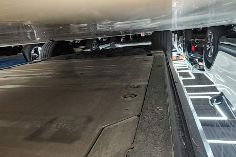 Used Nio EC6 2020 440 km Performance Version Right Side Sill