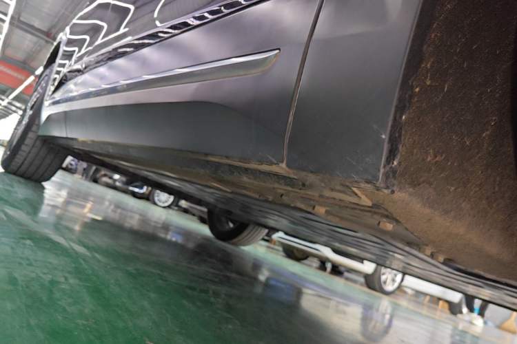 Used Nio EC6 2020 430 km Sport Version Right Side Sill