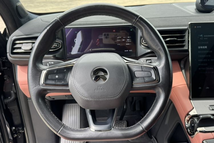 Used Nio EC6 2020 605 km Sport Edition Steering Wheel