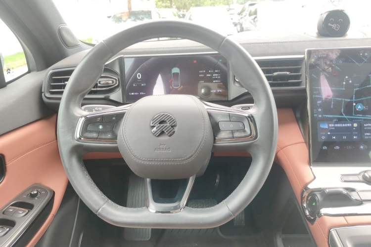 Used Nio EC6 2020 605 km Sport Edition Steering Wheel