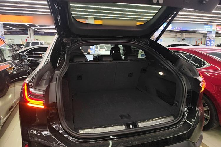 Used Nio EC6 2020 440 km Performance Version Trunk