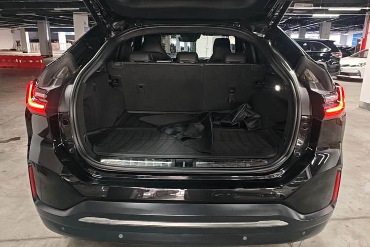 Used Nio EC6 2020 605 km Sport Edition Trunk