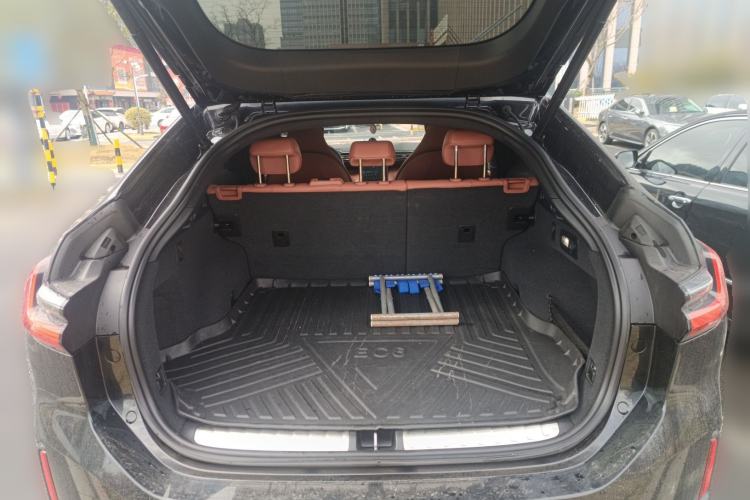 Used Nio EC6 2020 440KM Signature Edition Trunk