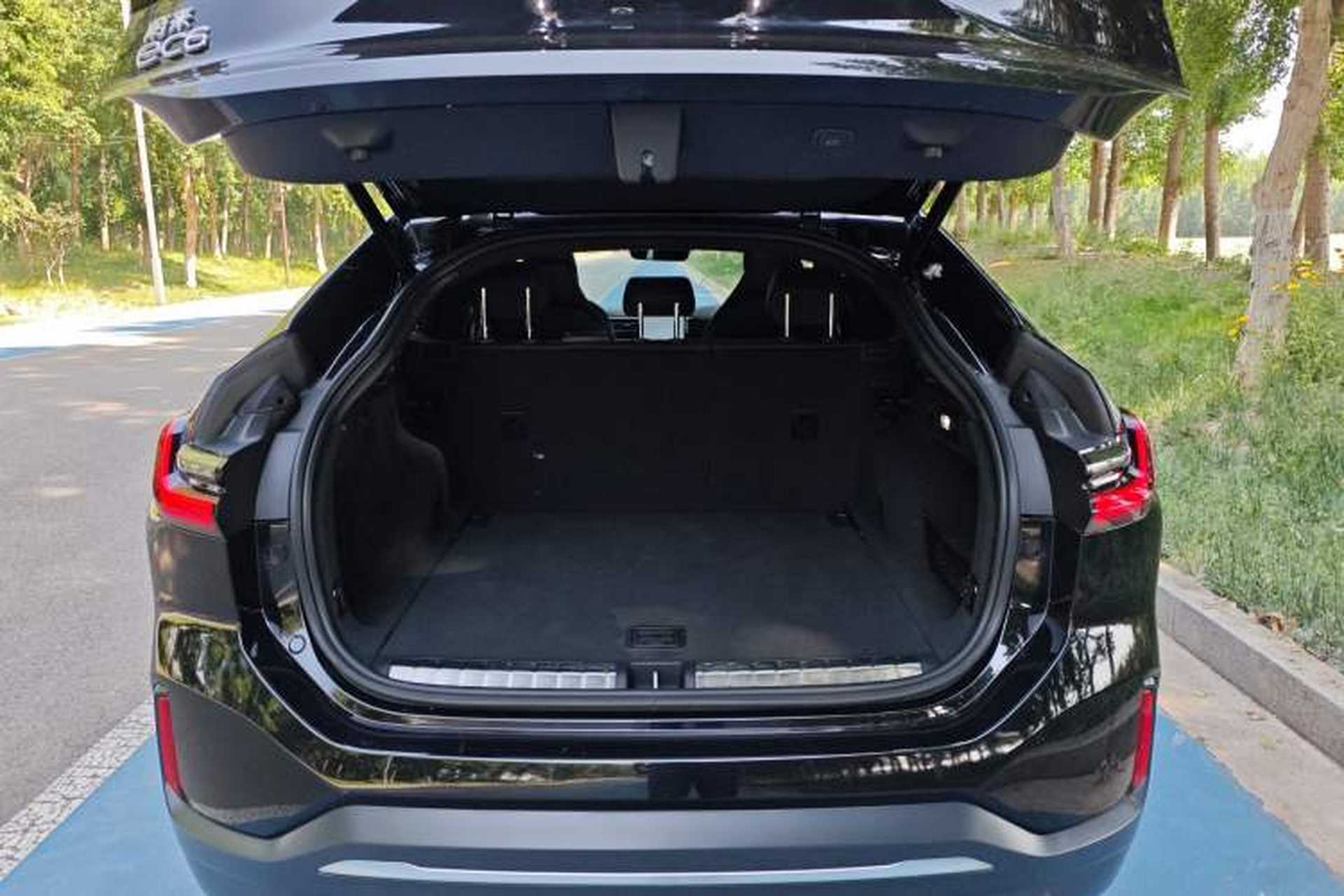 Used Nio EC6 2020 605 km Sport Edition Trunk