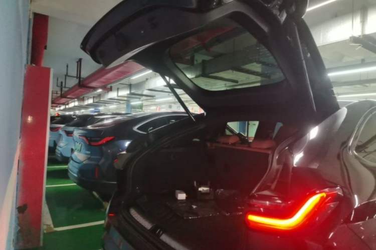 Used Nio EC6 2020 465 km Sport Edition Trunk