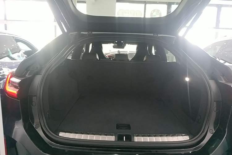 Used Nio EC6 2020 605 km Sport Edition Trunk