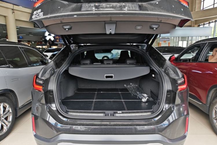 Used Nio EC6 2020 465 km Sport Edition Trunk