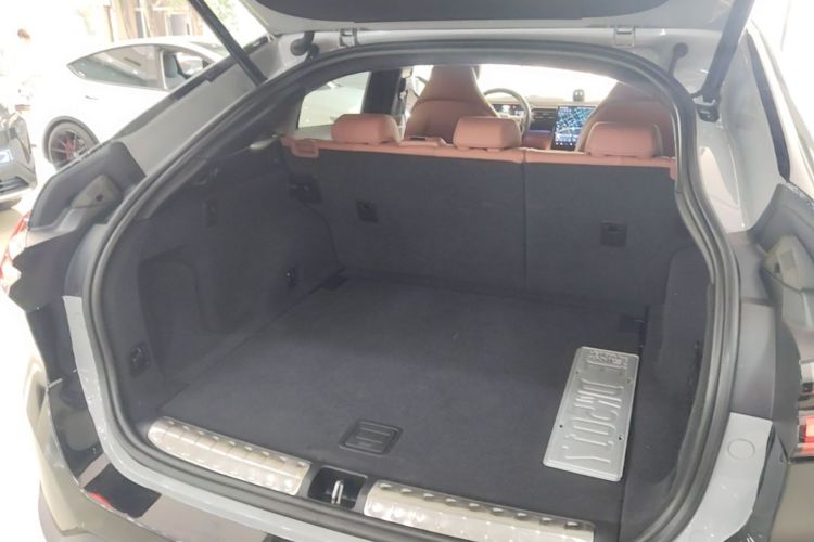 Used Nio EC6 2020 430 km Sport Version Trunk