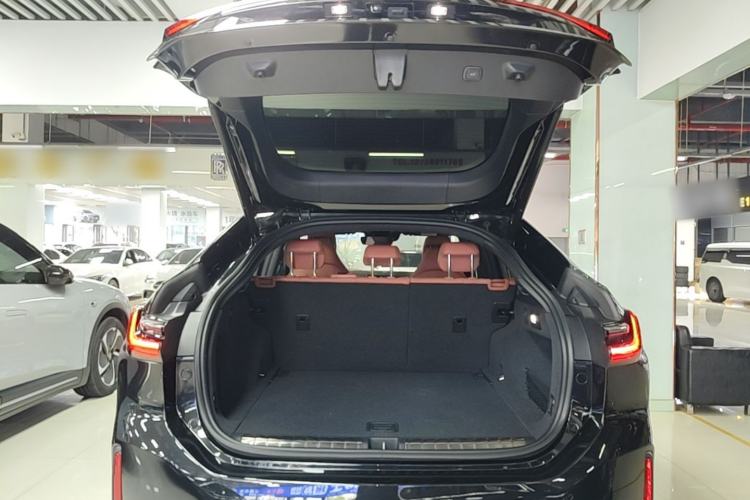 Used Nio EC6 2020 465 km Sport Edition Trunk