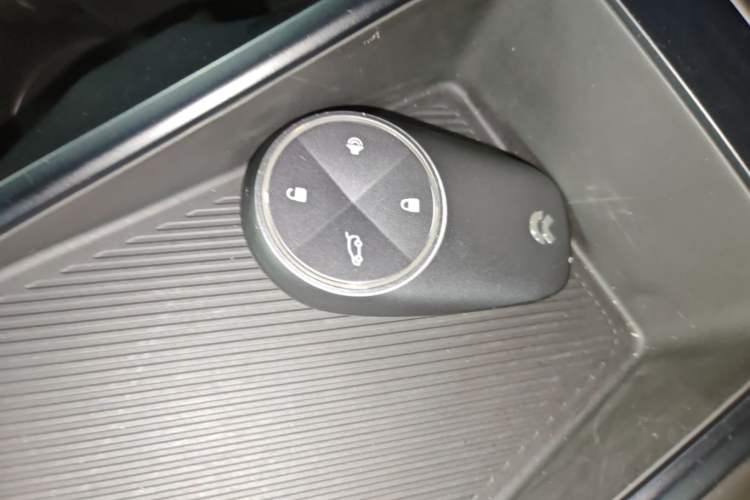 Used Nio EC6 2020 430 km Sport Version Vehicle Key