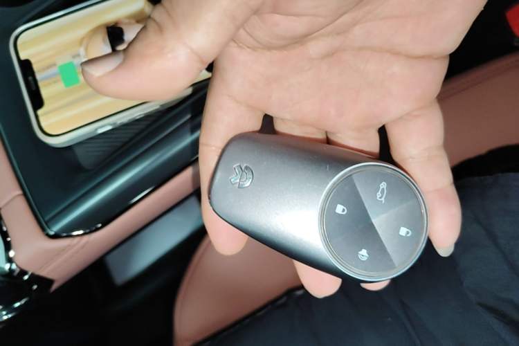 Used Nio EC6 2020 465 km Sport Edition Vehicle Key