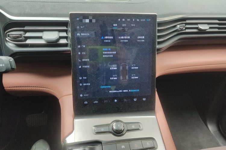Used Nio EC6 2020 465 km Sport Edition Audio And AC Panel