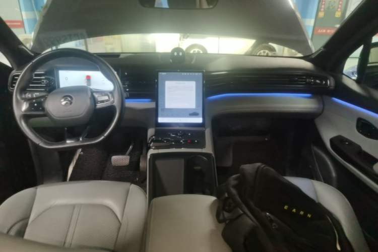Used Nio EC6 2020 605 km Sport Edition Audio And AC Panel