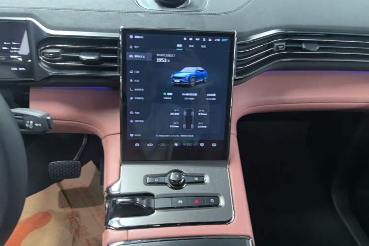 Used Nio EC6 2020 430 km Sport Version Audio And AC Panel