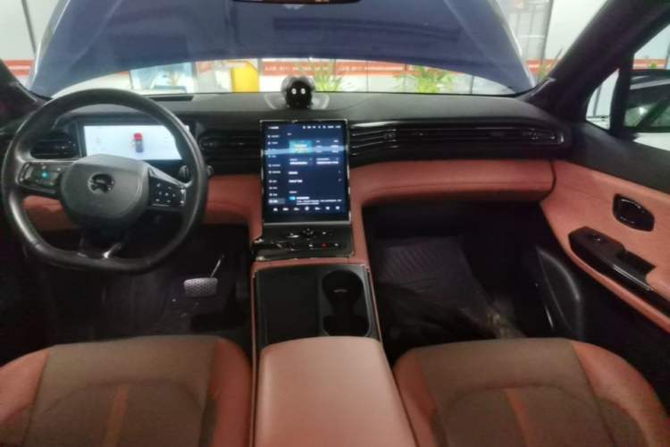 Used Nio EC6 2020 440KM Signature Edition Audio And AC Panel