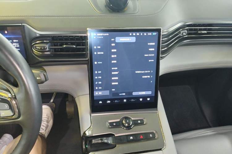 Used Nio EC6 2020 440 km Performance Version Audio And AC Panel