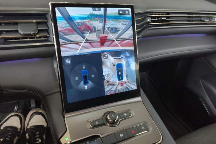 Used Nio EC6 2020 430 km Sport Version Audio And AC Panel