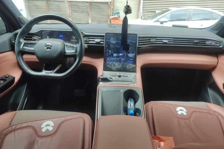 Used Nio EC6 2020 465 km Sport Edition Center Console