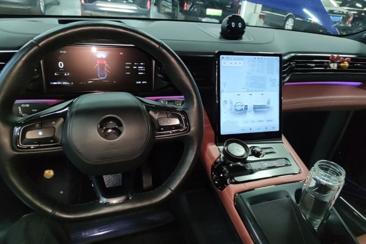 Used Nio EC6 2020 615 km Performance Edition Center Console