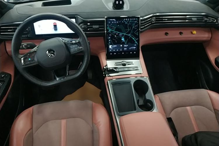 Used Nio EC6 2020 440 km Performance Version Center Console