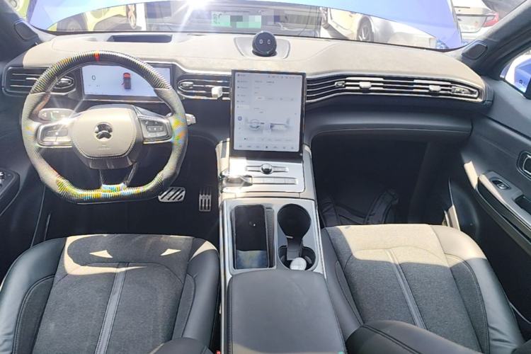 Used Nio EC6 2020 440KM Signature Edition Center Console
