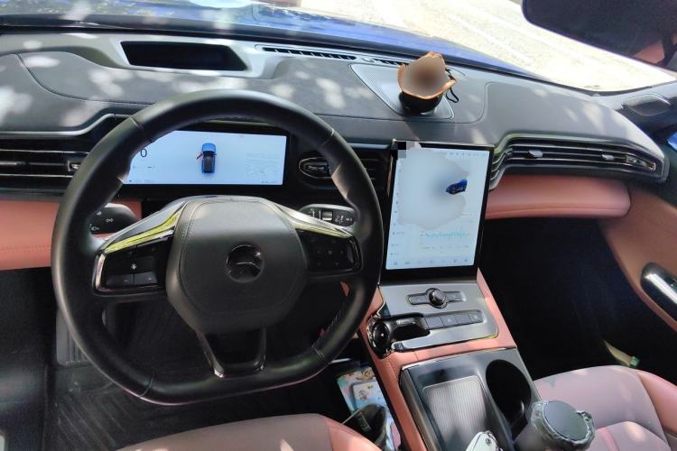 Used Nio EC6 2020 430 km Sport Version Center Console