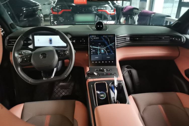 Used Nio EC6 2020 465 km Sport Edition Center Console