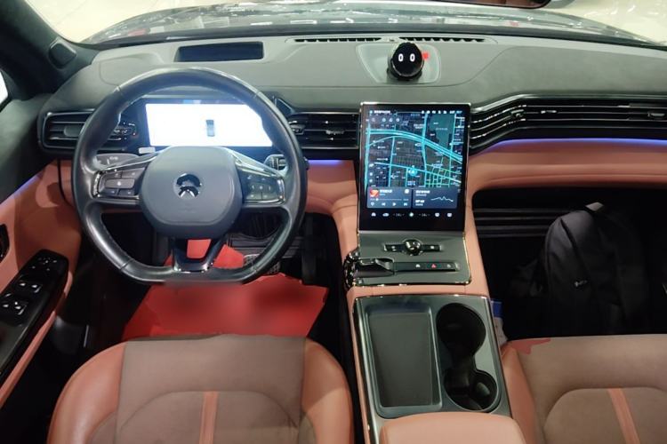 Used Nio EC6 2020 605 km Sport Edition Center Console