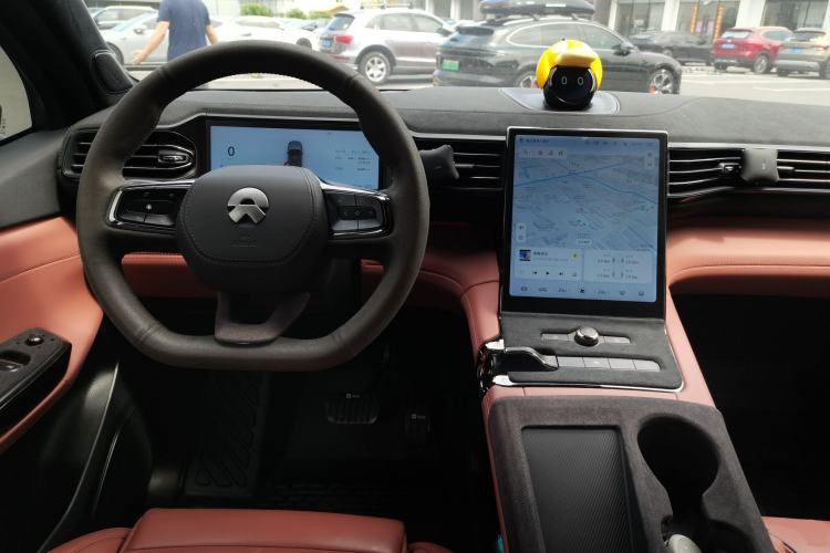 Used Nio EC6 2020 615 km Performance Edition Center Console