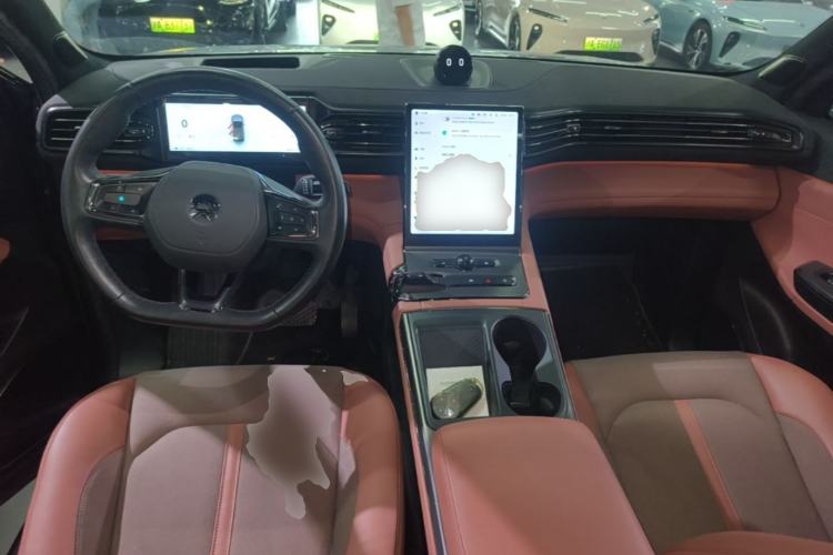Used Nio EC6 2020 440KM Signature Edition Center Console