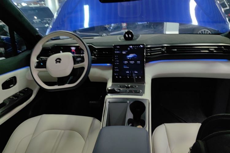 Used Nio EC6 2020 440 km Performance Version Center Console