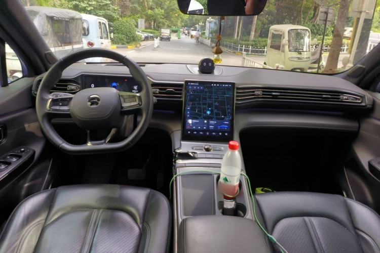 Used Nio EC6 2020 605 km Sport Edition Center Console