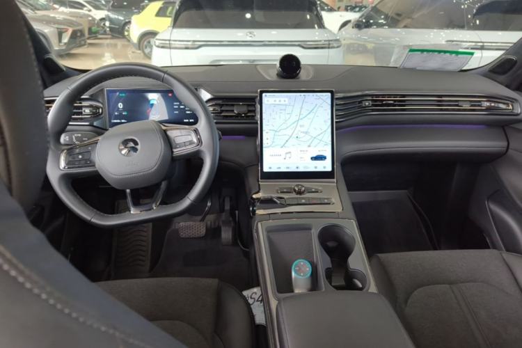 Used Nio EC6 2020 430 km Sport Version Center Console